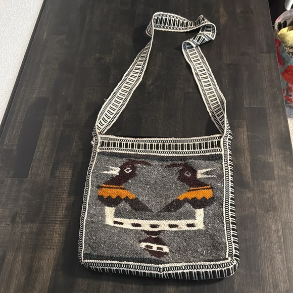 Guatemalan Blanket Crossbody Purse Zip Top Birds - Picture 2 of 5